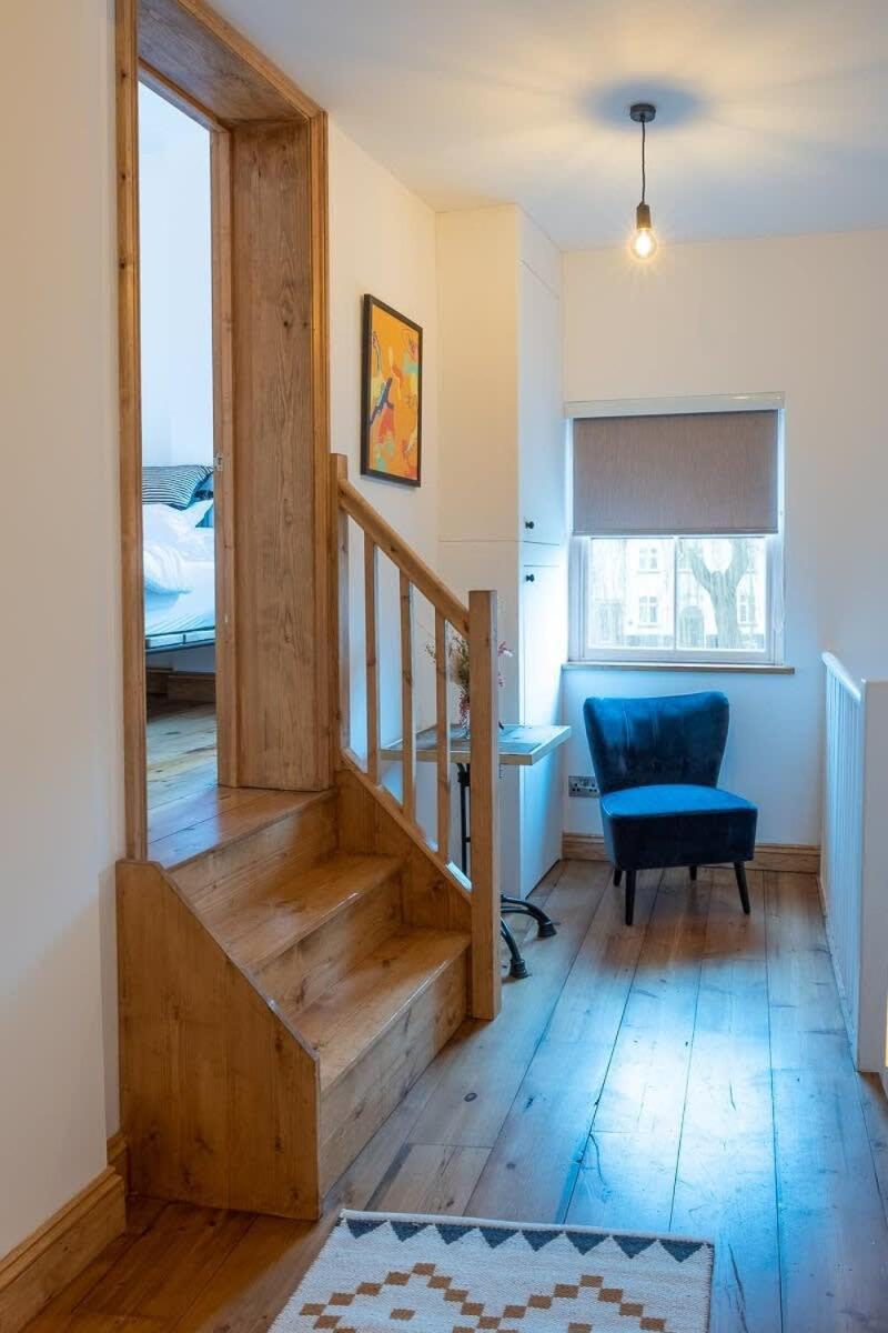 Stylish Quayside With River View Apartment *